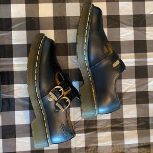 Black Marry Jane Dr. Martens
